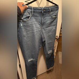 Universal Thread Blue Distressed Boyfriend Jeans